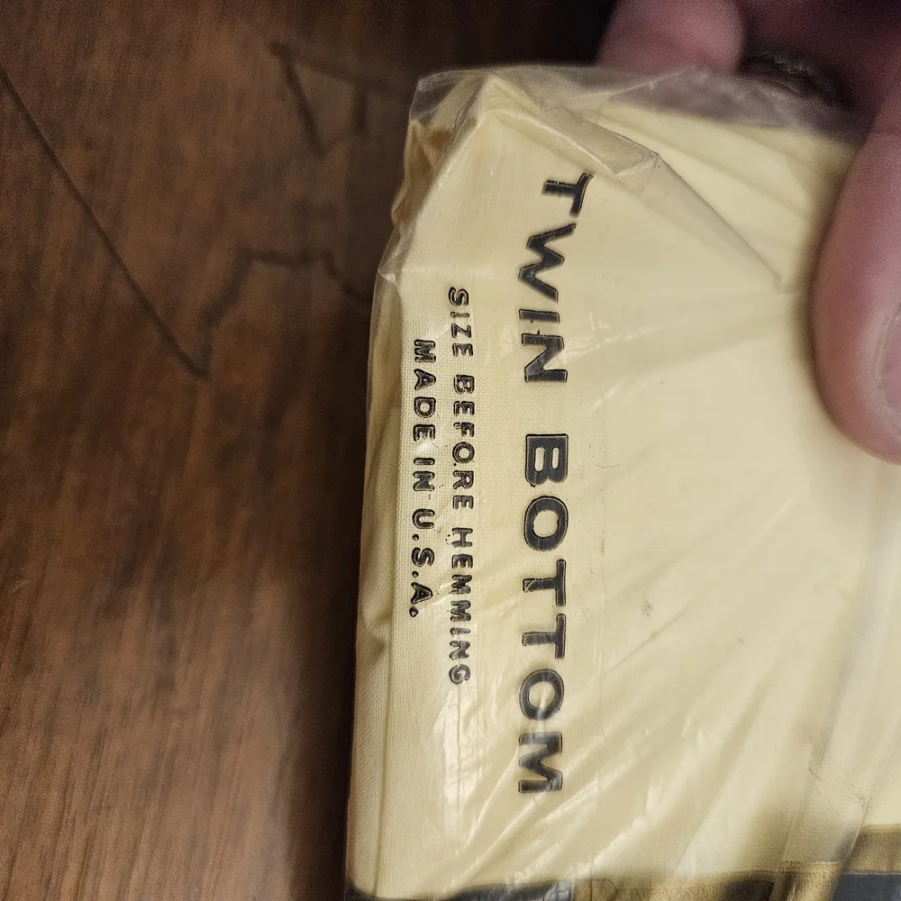 Vtg NEW Fieldcrest Duracale Twin Bottom Fitted Sheet Fine Combed Percale Yellow